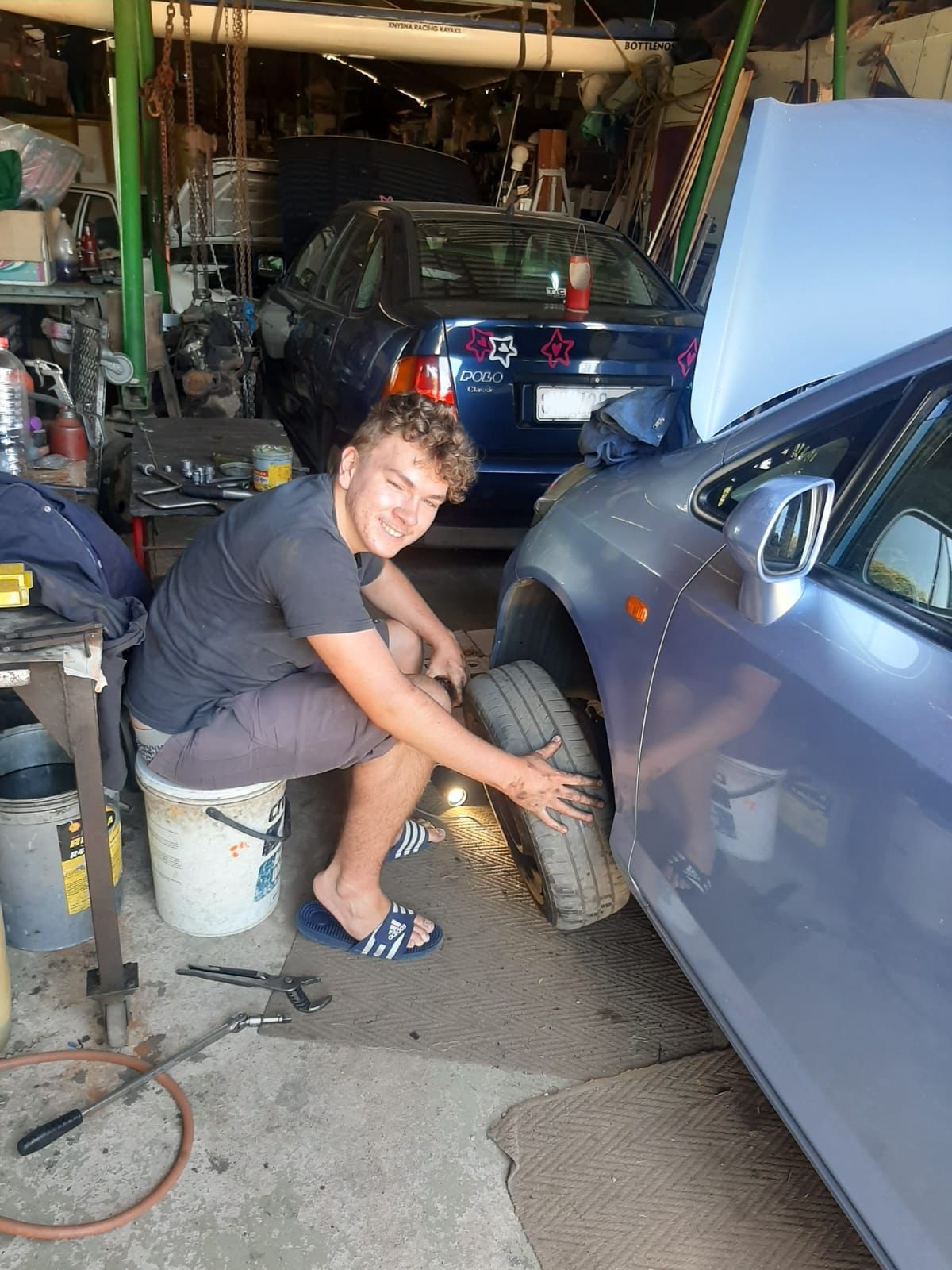 J & R Tec Vehicle Mechanic Workshop